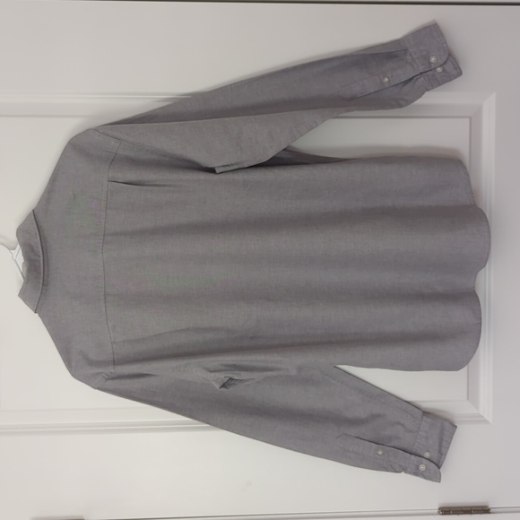 Perfect Length Untucked Button Down Shirt Gray Sonoma Goods For Life size Medium - Picture 6 of 12